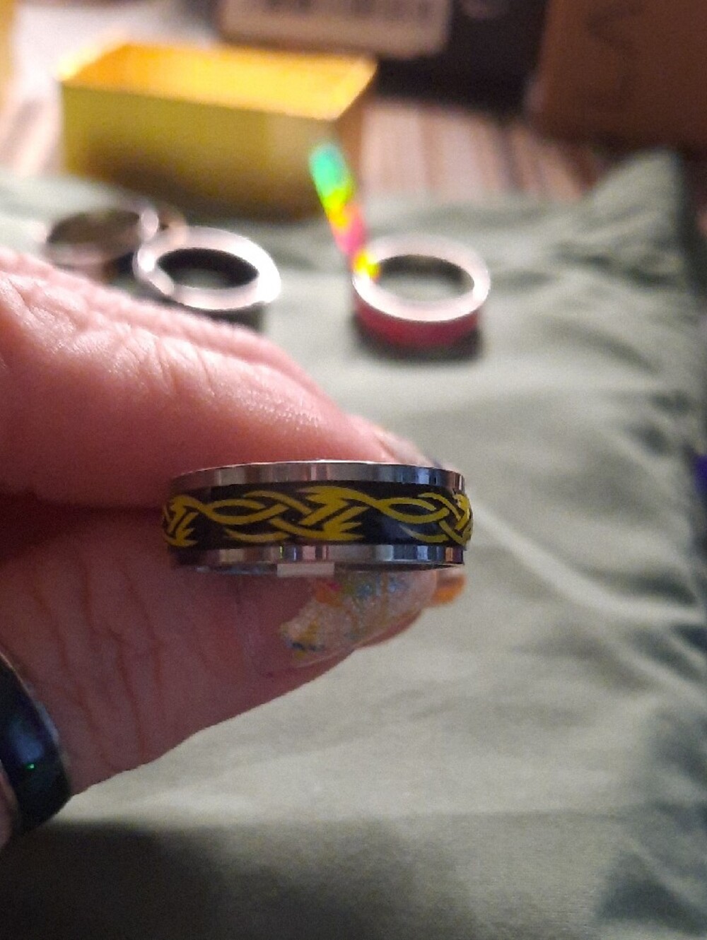Mixed Metal Band Rings - Assorted Colors - Picture 7 of 8